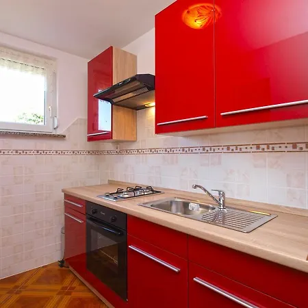 Apartment With Pool 1138 Vodnjan